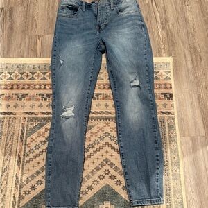 Lucky Brand Distressed Ankle Jeans